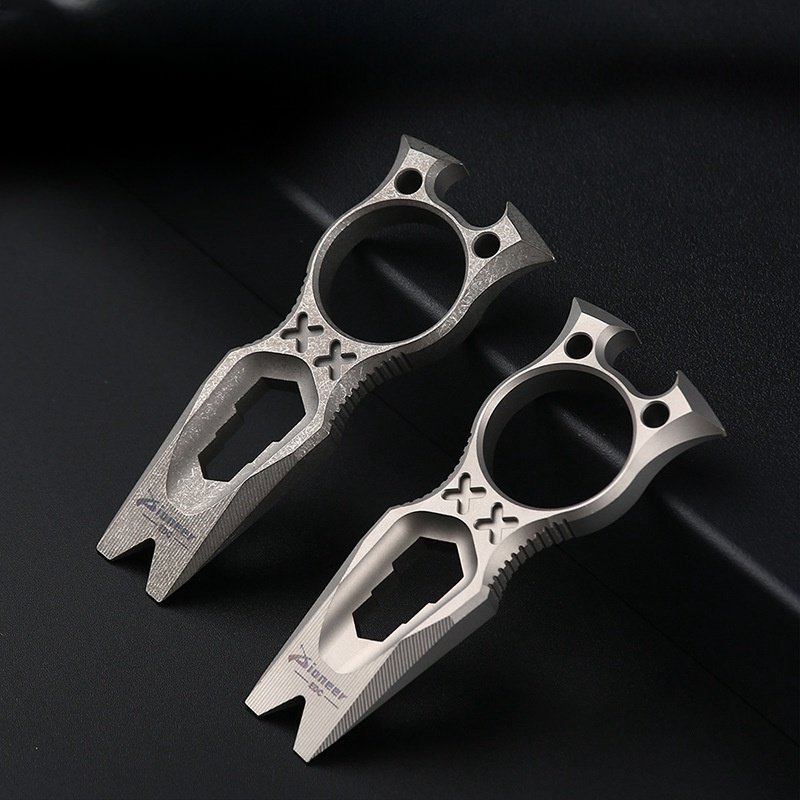 01-4.jpg PioneerEDC Titanium Outdoor Multi-Functional Finger Guard,schlagring – Bild 1